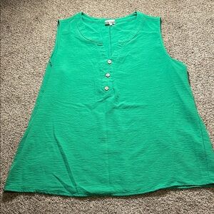 Chic Green Buttoned Tank Top